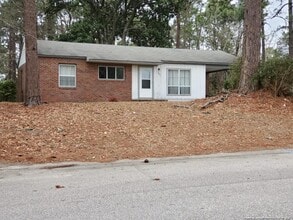 Building Photo - 1810 Wendover Dr