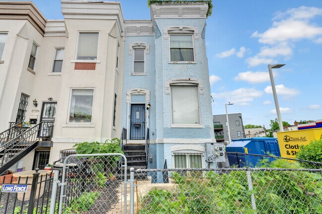 Building Photo - 408 Rhode Island Ave NW