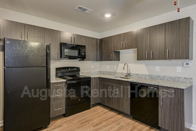 Building Photo - 2507 Otter Run