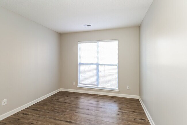 Building Photo - 13113 Peacock Ln