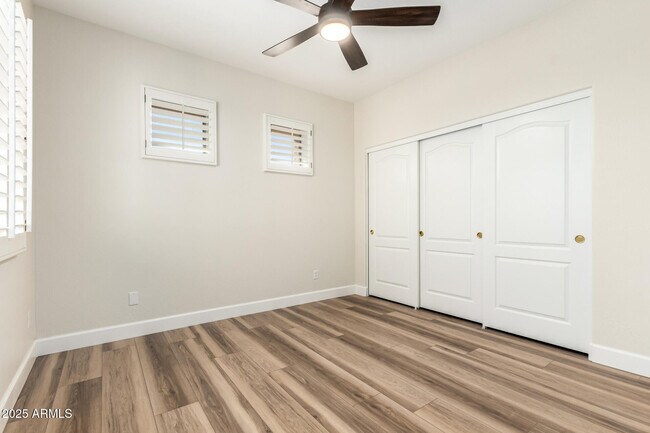 Building Photo - 7446 E Journey Ln