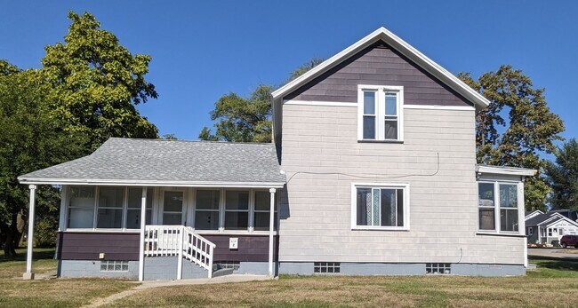 Primary Photo - 1241 7th St