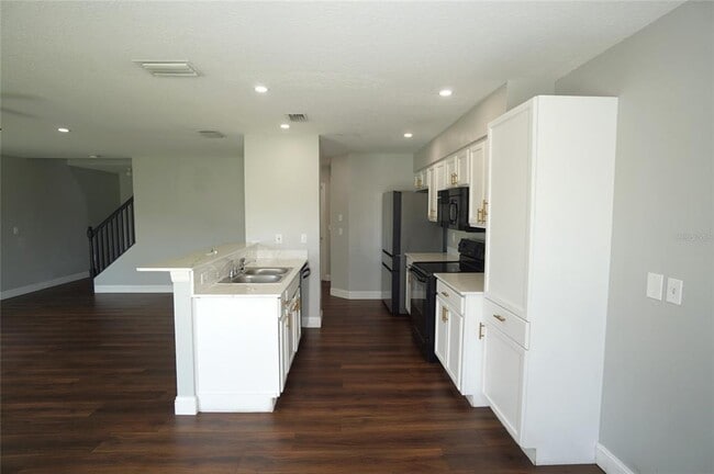 Building Photo - 7827 Carriage Pointe Dr