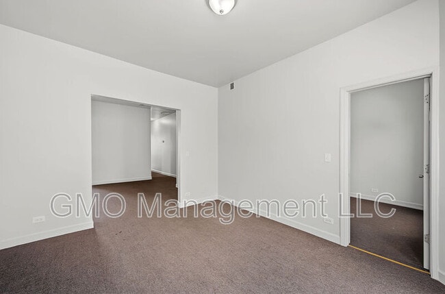 Building Photo - 4341 W Gladys Ave