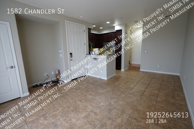 Building Photo - 1582 Chandler St