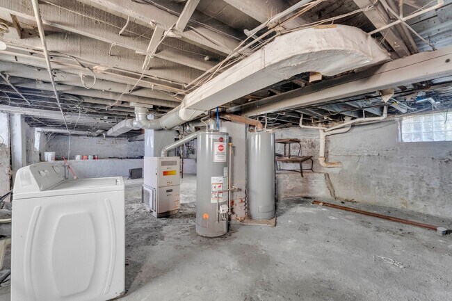 Building Photo - 2177 W 83rd St