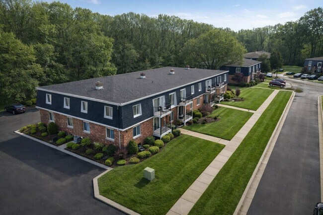 Building Photo - Luxury Living at Z on Plymouth – 1,000 SF Two-Bedroom Residence