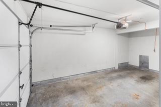 Building Photo - 238 E Gay St