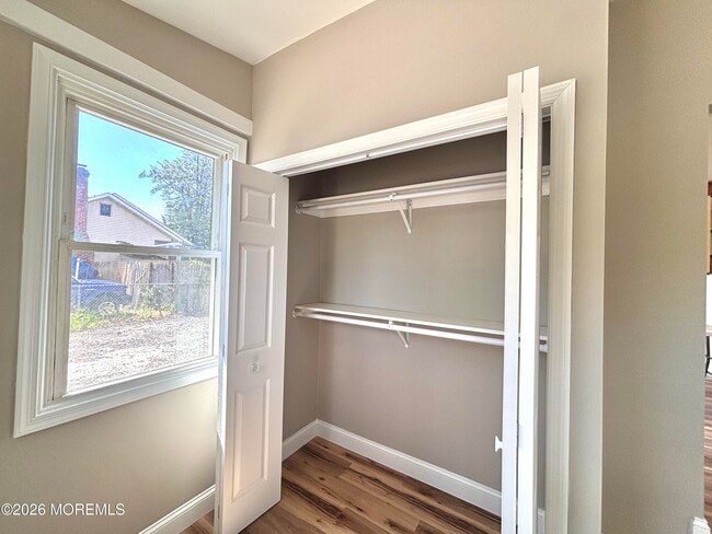Building Photo - 408 Forepeak Ave