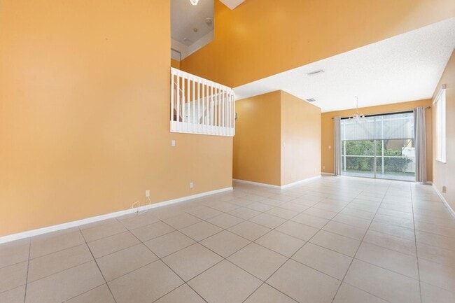 Building Photo - 4708 NW 115th Terrace