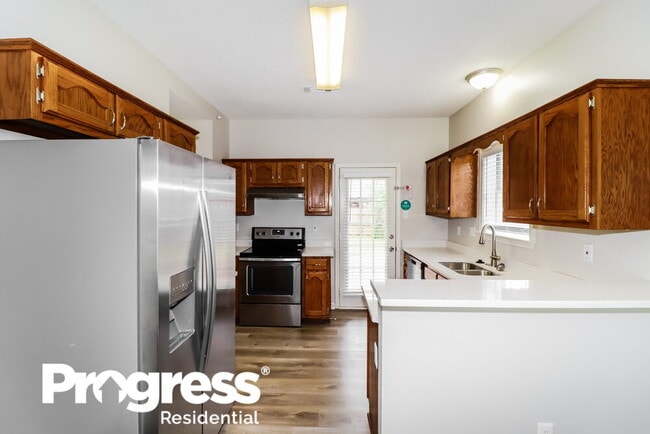 Building Photo - 8682 Overcup Oaks Dr