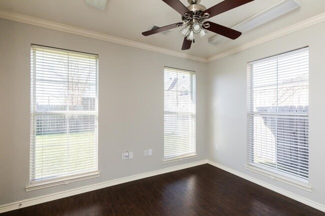 Building Photo - 6235 Gracemount Ln
