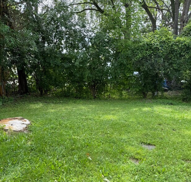 Building Photo - 32772 Missaukee Ct
