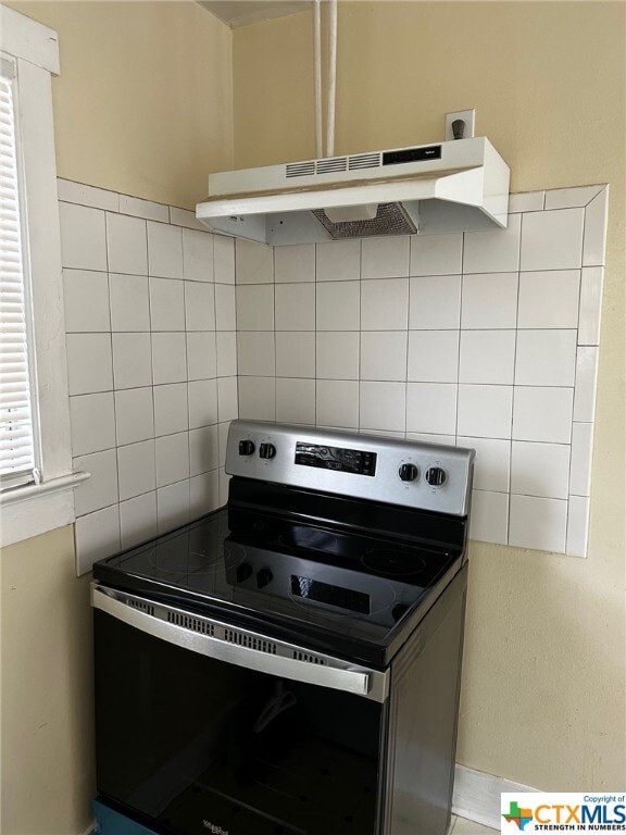 Building Photo - 112 E College St