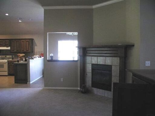 Building Photo - Gated Community with Pool, Park & Pond - Edmond North Schools