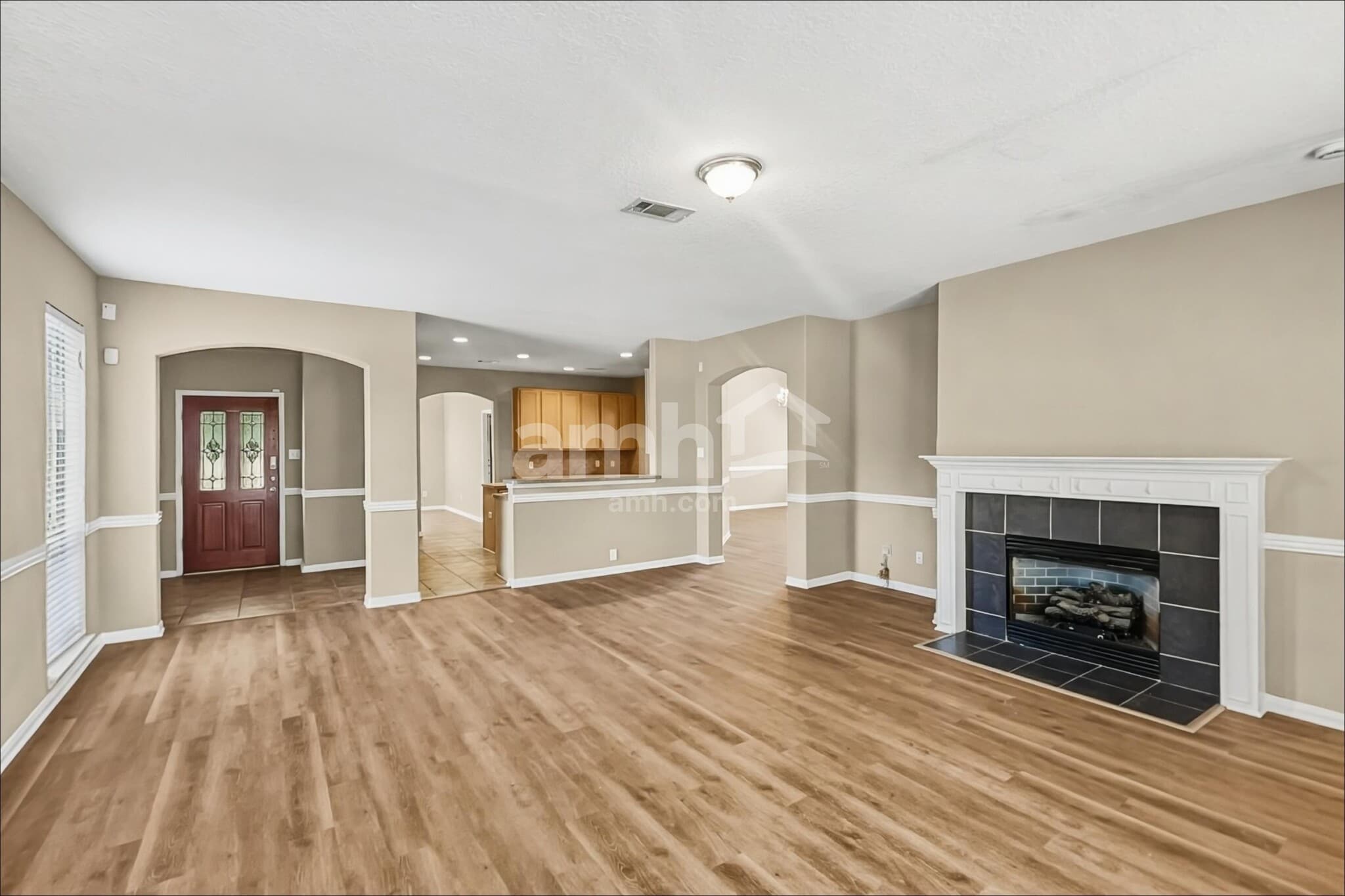 Building Photo - 710 Single Pine Ct
