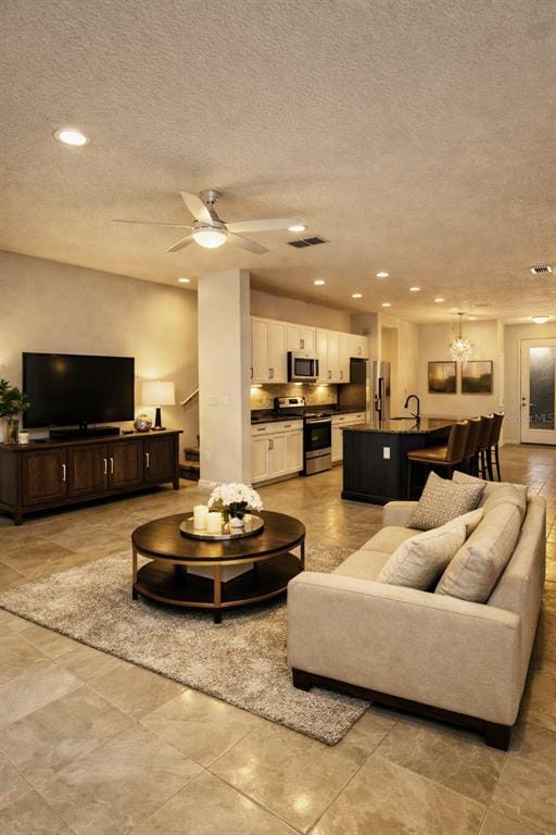 Building Photo - 8590 Canyon Creek Trail