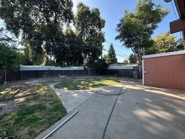Building Photo - Coming Soon! West Sac Three Bedroom Home