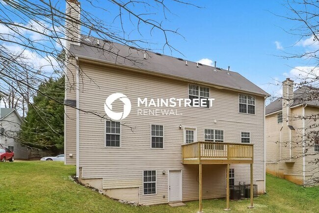 Building Photo - 4 Bedroom Pet-Friendly Home in Lithonia, GA with Main Street Renewal