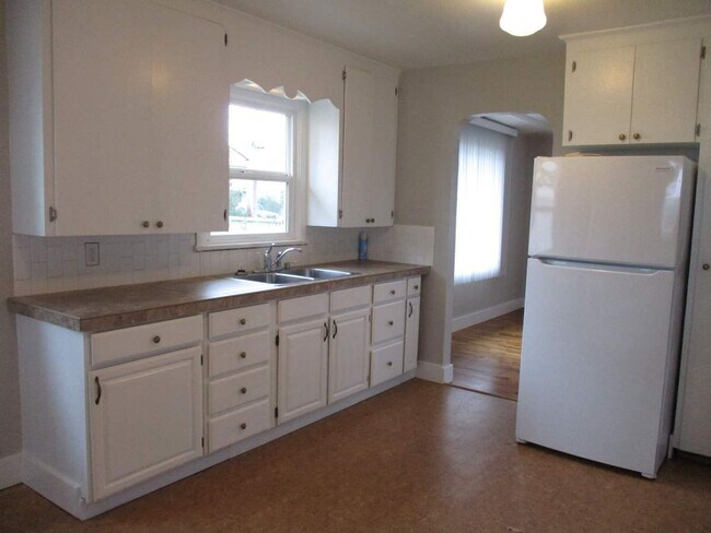 Building Photo - Charming 2 Bedroom 1 bath in Tacoma