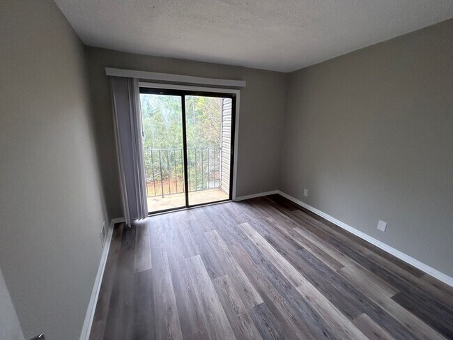 Building Photo - 240-53 Jamil Road, Columbia, SC 29210