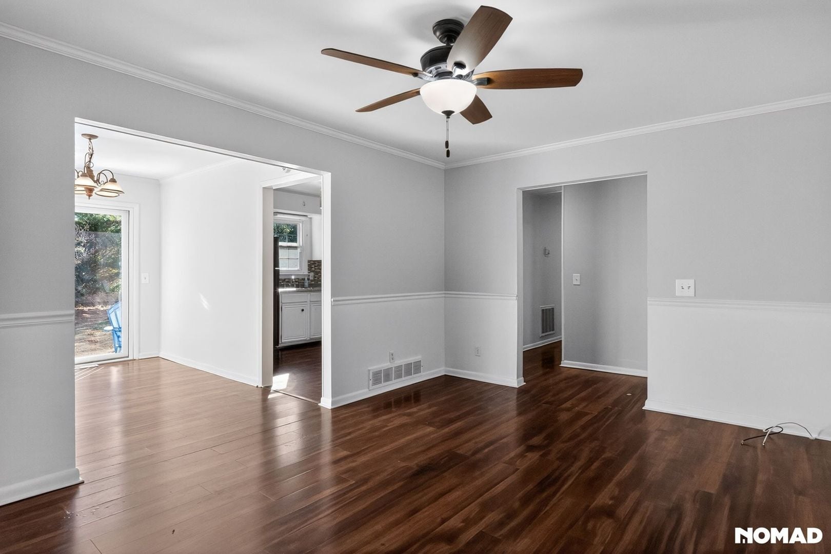 Building Photo - 215 N Pine St