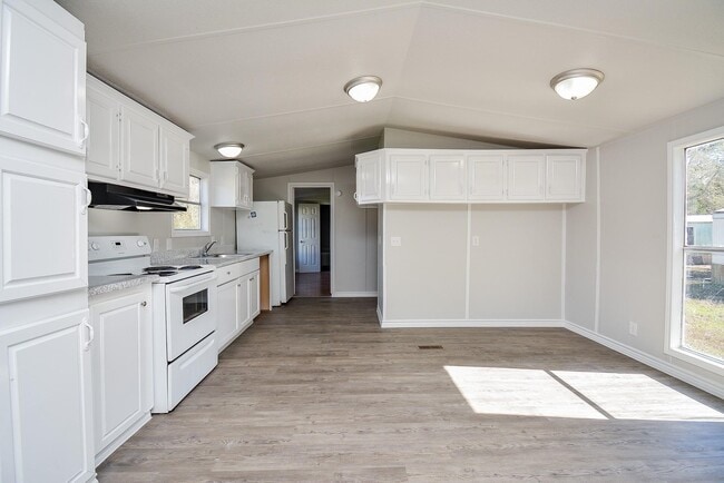 Building Photo - 12561 Roy Harris Loop