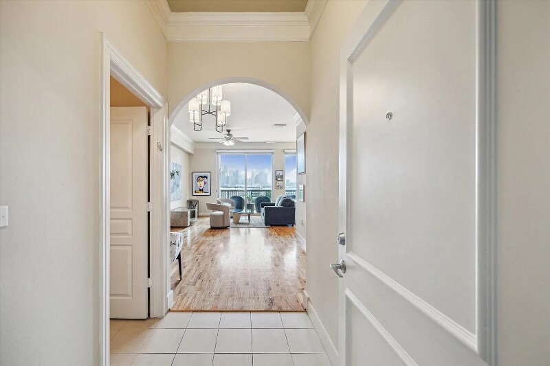 Building Photo - 3333 Allen Pkwy