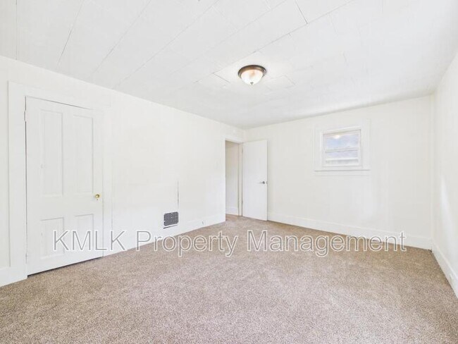 Building Photo - 508 Crouse St