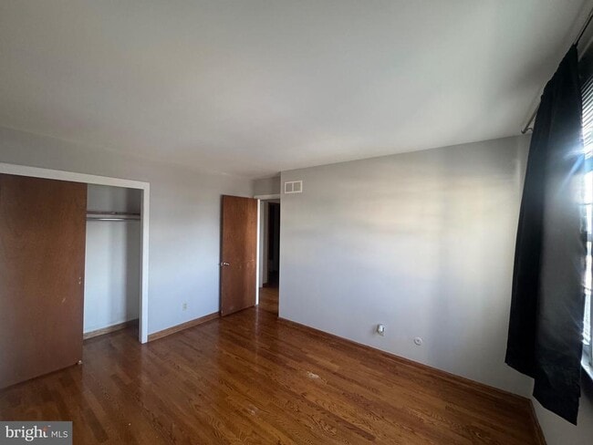 Building Photo - 172 Chapel Dr