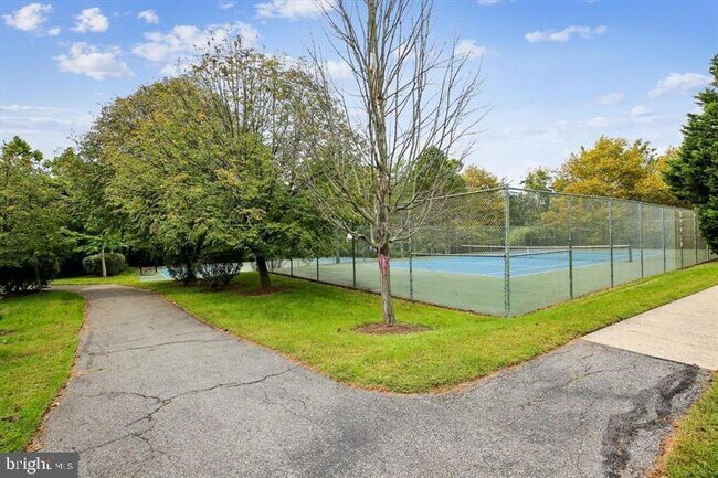 Building Photo - 464 Winding Rose Dr