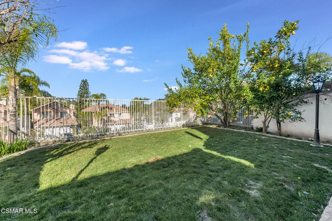 Building Photo - 24739 Vía Madera