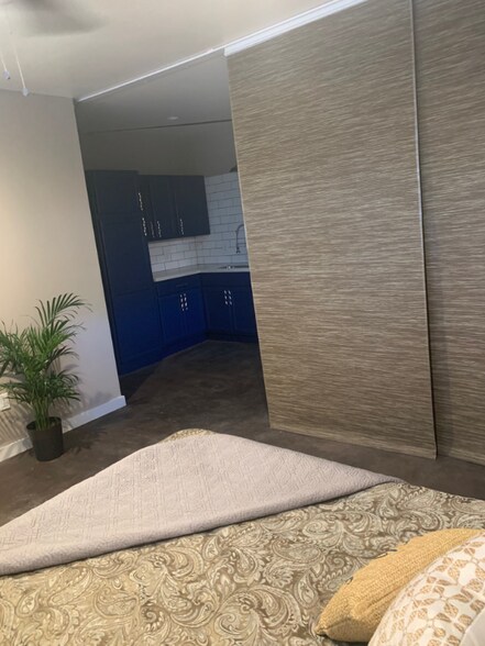 Building Photo - 2780 Powhatan Ave