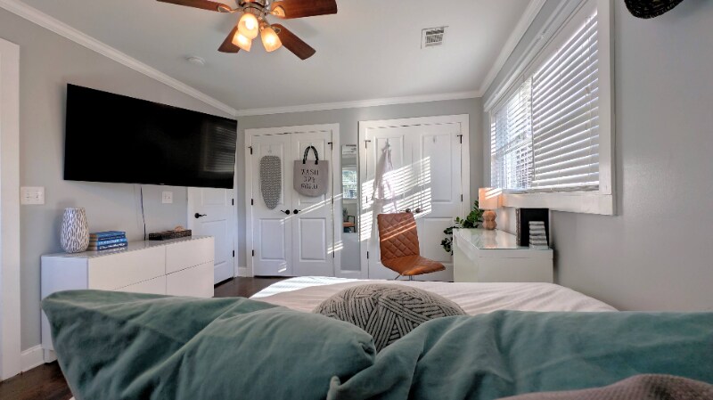 Building Photo - 831 Parkway Dr