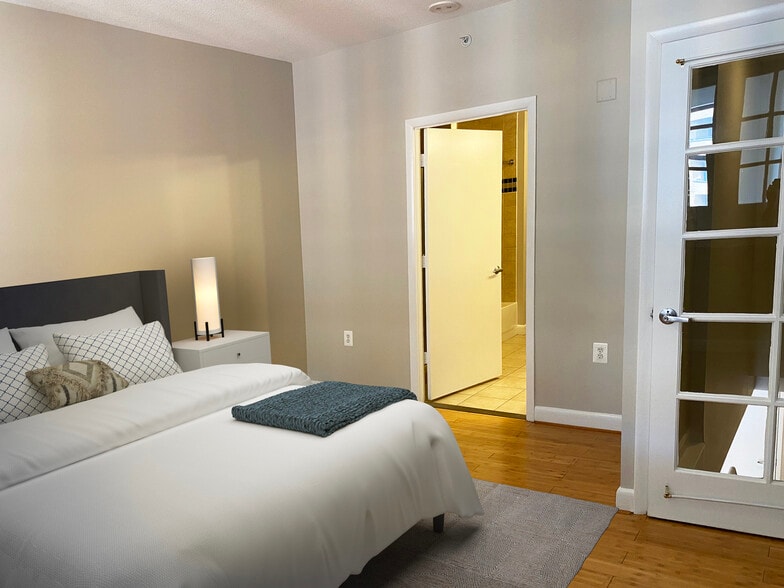 2nd Bedroom - 400 Massachusetts Ave NW