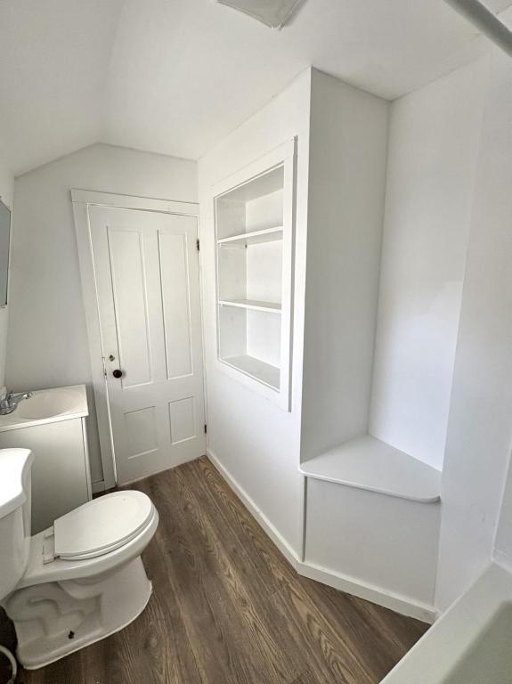 Building Photo - 7 High St