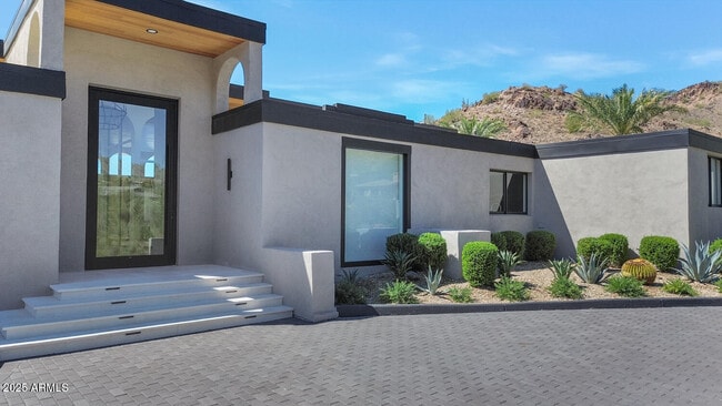 Building Photo - 6664 N 40th St