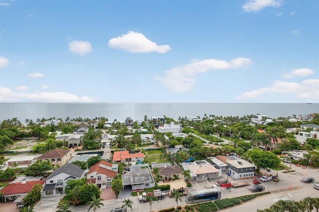 Building Photo - 2715 N Ocean Blvd