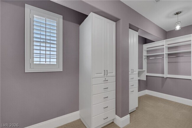 Building Photo - 1629 Saintsbury Dr