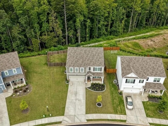 Building Photo - 101 White Cedar Dr