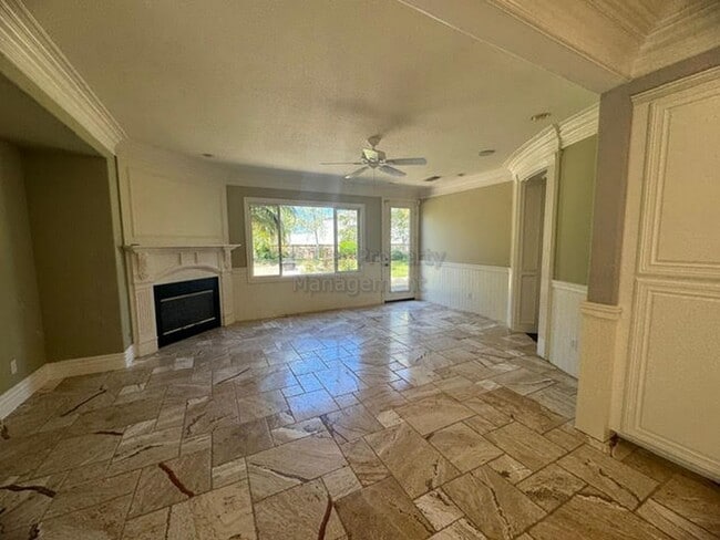 Building Photo - Spacious (5+bed/3bath) Home with Huge Backyard Near Award-Winning Schools - Available NOW