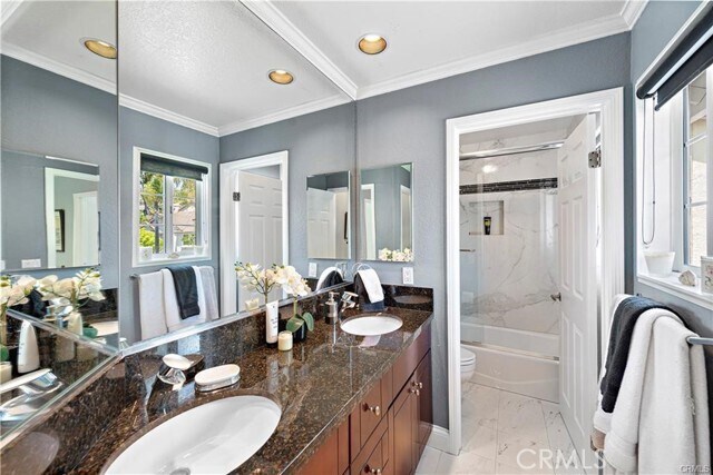 Building Photo - 25606 Stratford Pl