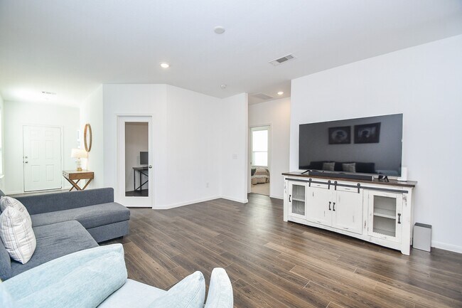 Building Photo - 17826 Juneberry Seed St