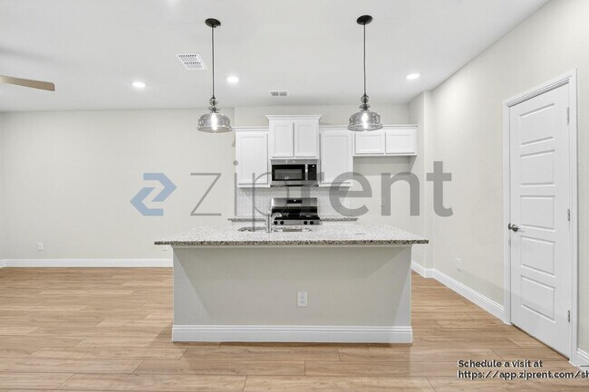 Building Photo - 212 Griffith Dr