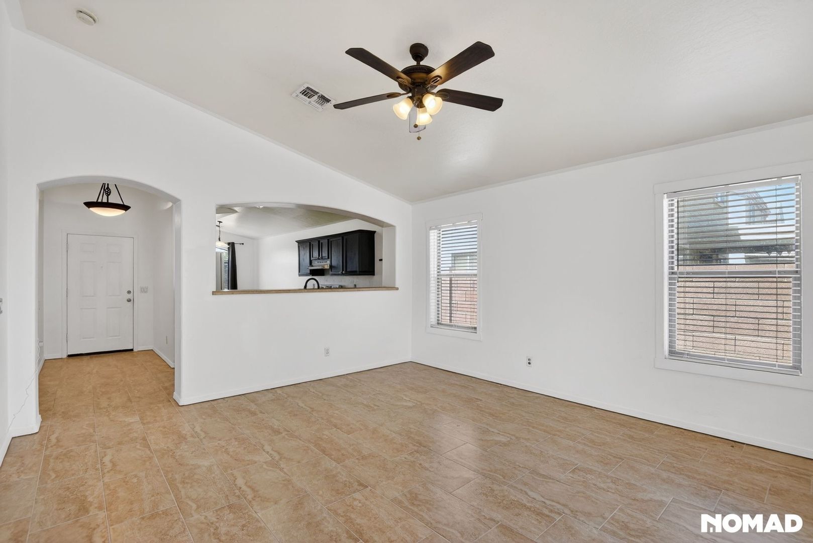 Building Photo - 5719 S 31st Dr