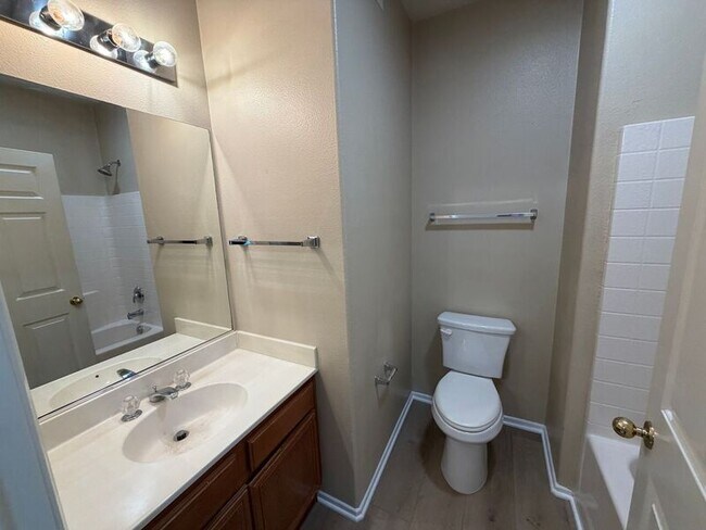 Building Photo - 26426 Arboretum Way