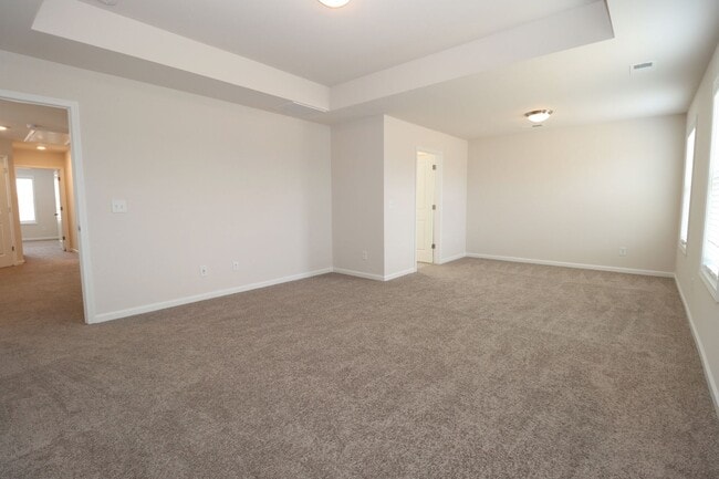 Building Photo - Spacious 3BR Home with Community Pool!