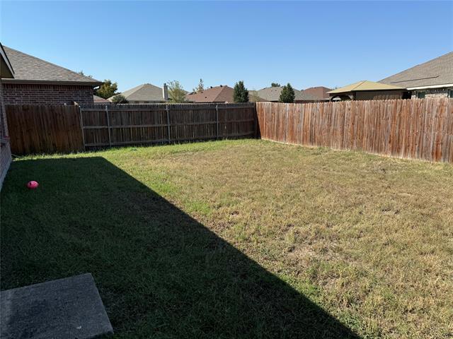 Building Photo - 805 Underhill Dr