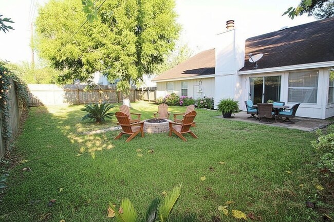 Building Photo - 12026 Kleinmeadow Dr