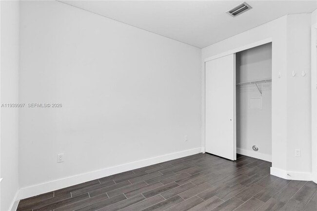 Building Photo - 6410 NW 105th Pl